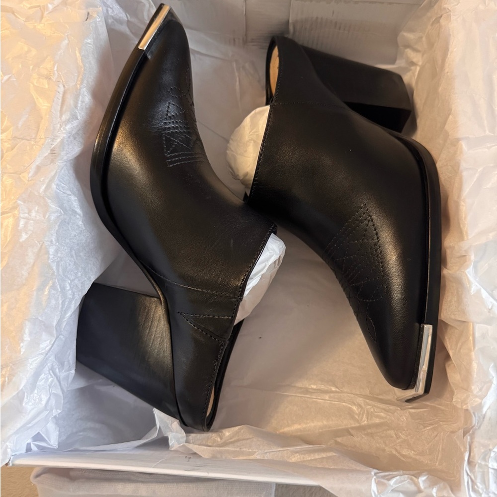 SCHUTZ Alley Western Mule in black - Picture 5 of 5